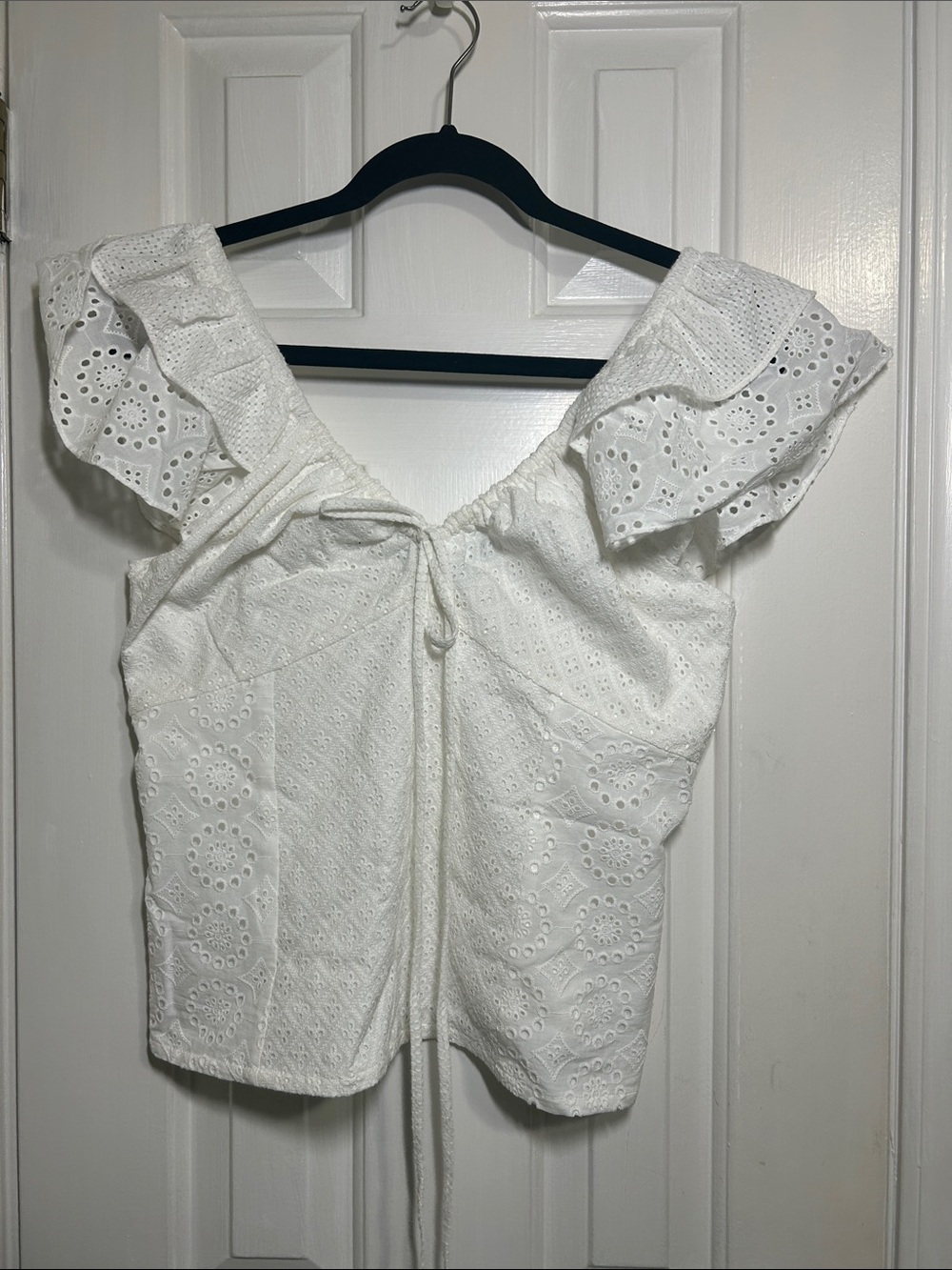 Hill House Home White Eyelet Zuri Top Ruffle Sleeve Tie Front, Size L